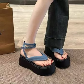 Мода 2024 года, летняя мода, женские босоножки-шлепанцы с металлической цепочкой на щиколотке, шлепанцы на танкетке, простые и удобные туфли на толстой подошве 35 бежевый