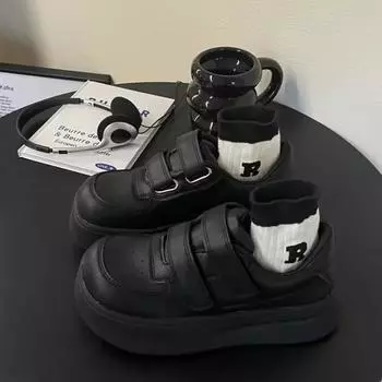 Мода 2024 года, модные универсальные женские туфли на плоской подошве с толстым круглым носком, легкая спортивная обувь Magic Sole, новое поступление, осень 35 чёрный