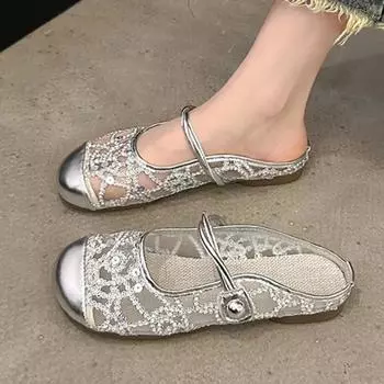 Мода 2024 года. Модные женские туфли. Закрытый носок. Женские тапочки. Осенние дышащие сетчатые повседневные удобные тапочки на плоской подошве. 35 серебряный