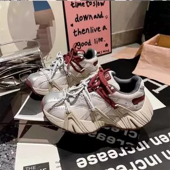 Мода 2024 года. Новая повседневная обувь для пар. Кроссовки с ремешками. Модная женская нескользящая спортивная обувь на толстой подошве. 35 чёрный