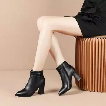 Мода 2024 года, новая весна/осень/зима, европейская и американская мода, короткие сапоги, заостренные и универсальные, удобные модные сапоги 34 чёрный