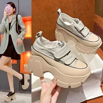 Мода 2024 года, новинка для женщин, осень, высококачественная вулканизированная обувь, уличные женские кроссовки со стразами, дизайнерские туфли на толстой платформе и танкетке 35 чёрный