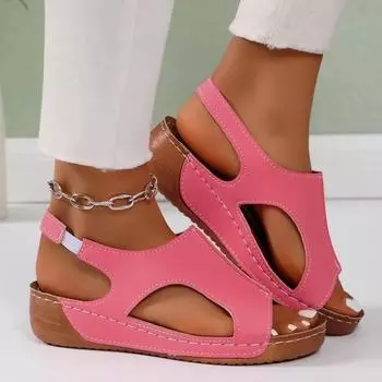 Мода 2024 года, новые летние босоножки на каблуке с наклоном для женщин, европейские и американские модные удобные повседневные большие женские туфли 37 чёрный