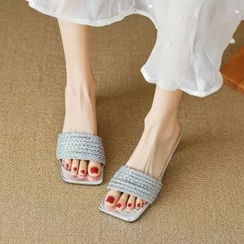 Мода 2024 года, новые летние женские верхние тапочки в корейском стиле со стразами, для вечеринок и работы, женские повседневные босоножки на высоком каблуке-шпильке 41-42 35 чёрный