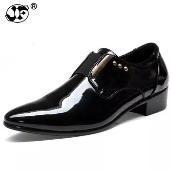 Мода 2024 года, новые модные кожаные туфли, туфли без застежек, лакированные туфли с острым носком, мужские свадебные деловые повседневные туфли jkm56 6 чёрный