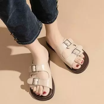 Мода 2024 года. Новые модные женские летние тапочки. Дизайнерские металлические сандалии с открытым носком. Повседневные пляжные нескользящие тапочки с двойной пряжкой. 35 покинуть белый