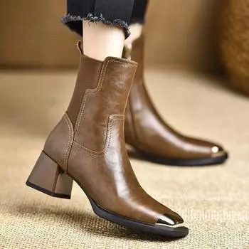 Мода 2024 года, новые модные зимние женские ботильоны с квадратным носком, высокие каблуки, модная повседневная женская обувь для ходьбы на платформе, обувь для женщин 35 чёрный