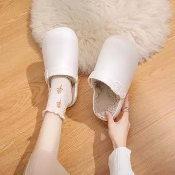 Мода 2024 года, новые осенне-зимние большие размеры 36-45, домашняя мягкая подошва, теплая пара, простые и водонепроницаемые тапочки из хлопка для двоих 36-37 чёрный