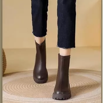 Мода 2024 года, новые осенние модные женские ретро-ботинки с круглым носком, однотонные, повседневные, короткие сапоги 35