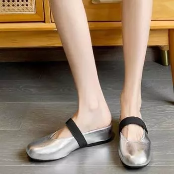 Мода 2024 года, новые осенние однотонные модные и удобные женские туфли на плоской подошве 35 бежевый