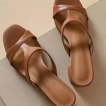 Мода 2024 года, новые повседневные тапочки, женские винтажные однотонные летние туфли, квадратные тапочки на высоком каблуке 34 коричневый