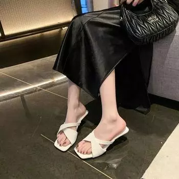 Мода 2024 года, новые роскошные летние женские тапочки, модные элегантные открытые туфли на высоком каблуке, женские уличные сандалии 35 чёрный