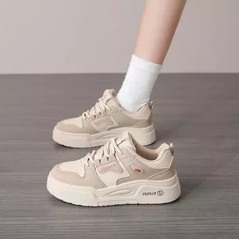 Мода 2024 года. Новые туфли для женщин. Плоские нескользящие женские кроссовки. Повседневная обувь для отдыха на открытом воздухе. Женская обувь. 35 чёрный