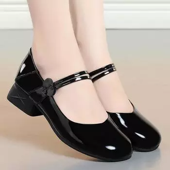 Мода 2024 года, новые весенне-осенние повседневные удобные туфли-лодочки с круглым носком и квадратным каблуком, однотонные элегантные женские туфли с неглубоким носком, милые 35(Foot22.5cm)