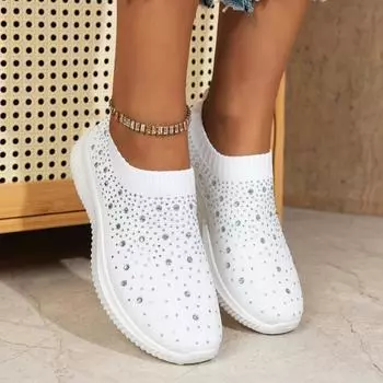 Мода 2024 года. Новые женские нескользящие модные дышащие спортивные туфли со стразами 35 чёрный