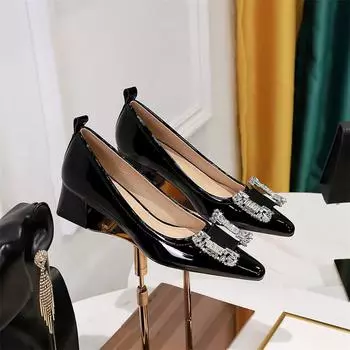 Мода 2024 года, новые женские туфли из искусственной кожи с квадратным носком и толстым каблуком, модные ретро-балетки для свадьбы со стразами и металлической пряжкой 35(Foot22.5cm)