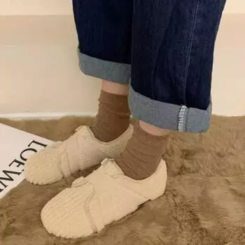 Мода 2024 года, осень и зима, новые женские ретро-модные однотонные теплые плюшевые низкие туфли 35 бежевый