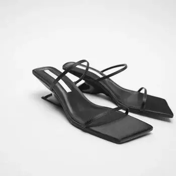 Мода 2024 года Простые туфли с открытым носком Женские босоножки на танкетке с тонким ремешком Квадратные сексуальные римские тапочки на высоком каблуке Шлепанцы Синие шлепанцы 35 синий