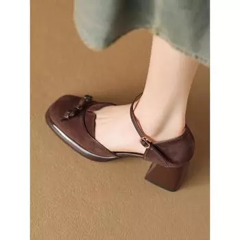 Мода 2024 года. Туфли на толстом каблуке. Туфли на высоком каблуке. Женские туфли-лодочки с квадратным носком. Модные туфли. Летние босоножки с открытым носком. Уличная обувь. Женская обувь. 34 чёрный