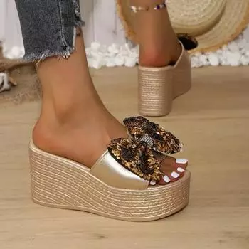 Мода 2024 года, высококачественная женская обувь, летние новые женские тапочки с открытым носком и цветными блоками на танкетке, женские пляжные туфли большого размера с бантом 35 золотой
