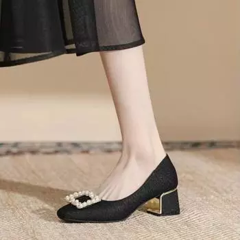 Мода 2024 года, высококачественная женская обувь, женские туфли на высоком каблуке, модные туфли с квадратными пуговицами для офиса и карьеры, новые туфли на каблуках со стразами для женщин 35 чёрный