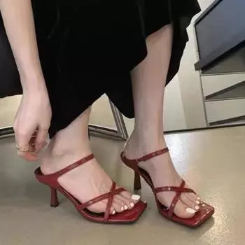 Мода 2024 Лето Новые Блестящие Удобные Повседневные Женские Туфли На Каблуках Сексуальные Туфли-лодочки с Тонкими Ремешками 35 чёрный