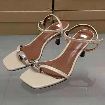 Мода 2024 Лето Женские Босоножки На Высоком Каблуке Металлические Украшения Элегантные Туфли-Шпильки С Клип-Носком Большие Размеры Роскошные Брендовые Женские Туфли С Ремешком На Лодыжке 38 бежевый