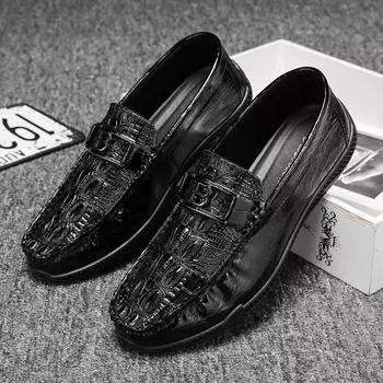 Мода 2024 НОВАЯ мужская кожаная повседневная обувь Мужские лоферы Мокасины Дышащие черные туфли для вождения с принтом крокодила Туфли Doug 39 чёрный