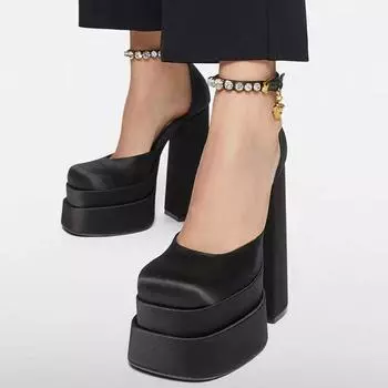 Мода 2024 Новые туфли на высоком каблуке Женские туфли-лодочки из атласной ткани с кристаллами и пряжкой Женская обувь для отдыха на открытом воздухе Женская обувь с пряжкой Сексуальные женские сандалии Обувь 35 золотой