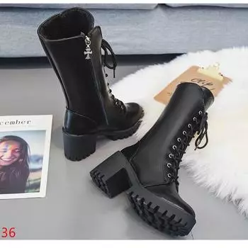 Мода 2024 Новые зимние мотоциклетные ботинки с пряжкой женские британские стильные женские короткие ботинки до середины икры готические квадратные каблуки женские туфли 35 чёрный