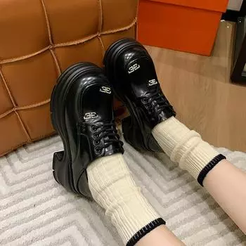 Мода 2024 Осень Новые Толстые Подошвы Простые Металлические Украшения Однотонные Шнуровка Универсальные Модные Женские Туфли 35