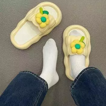 Мода 2024 Весна и лето Женская обувь Женские тапочки Новые повседневные домашние нескользящие Vans Slip-on Мягкие клейкие удобные тапочки 36-37 белый