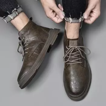 Мода 2024 Зима Новые мужские высокие хлопковые туфли Высококачественные брендовые бархатные теплые повседневные модные ботинки среднего размера Коричневые мужские туфли 37