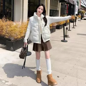 МОДА 2024 Зимний новый жилет Пуховый жилет Женский корейский вариант Верхняя одежда Узкий жилет Модный жилет Повседневный жилет Одежда S чёрный