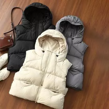 МОДА 2024 Зимняя мягкая пушистая белая гусиная пуховая жилетка с капюшоном без рукавов короткая женская теплая жилетка одежда S does not support returns чёрный