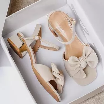 Мода 41-43 большой размер тканевые сандалии бантом женские сандалии гладиаторы на низком каблуке с металлическим украшением женские летние туфли с ремешком на щиколотке женские 5 абрикосовый