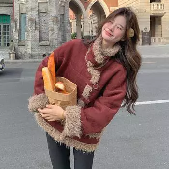 МОДА Ангола красное меховое пальто с интегрированным мехом женское 2024 зима дизайн ретро короткое утолщенная овечья шерсть супер красивая Одежда S