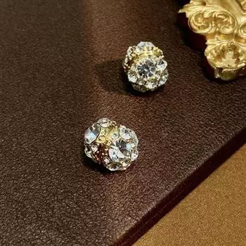 Мода без проколотых магнитных магнитных сережек-клипс, блестящие циркониевые серьги-клипсы для ушей, женские украшения для вечеринок и свадеб