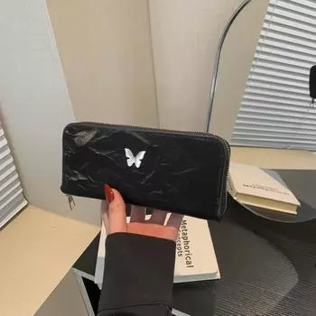 Мода и иностранный стиль, простая и красивая однотонная сумка-клатч 2024 года, новый персонализированный летний клатч, повседневный темпераментный женский кошелек чёрный