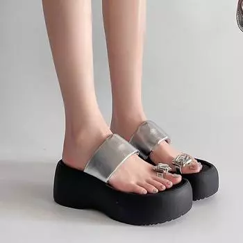 Мода и нишевый дизайн чувство носка перетаскивания женщин Европейская станция 2025 лето новые стразы сандалии с толстой подошвой уличные тапочки 35 чёрный