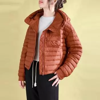 МОДА легкая и тонкая женская короткая модель с капюшоном из пуха зима 2024 новая корейская версия модная средняя и тонкая белая утиная пуховая одежда S белый