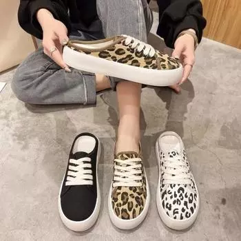 мода Леопардовый холст Повседневная обувь Женщины Обувь без каблука Тапочки на платформе Летние слипоны Прогулочная обувь Кроссовки Zapatos De Mujer Женщина 35