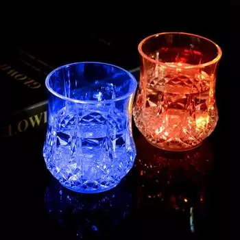 Мода Luminous Пиво Кубок Виски Tumbler Пластиковые светодиодные flashing Светящиеся кружка Бар партии реквизиты love