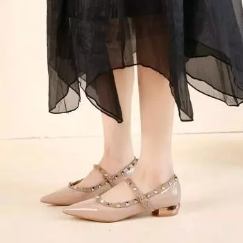 Мода Мода Rivet Обувь Новинка 2024 Женские тапочки Мюли Лето Весна Женские шлепанцы Тапочки Острый носок Женские сандалии Обувь 35 чёрный