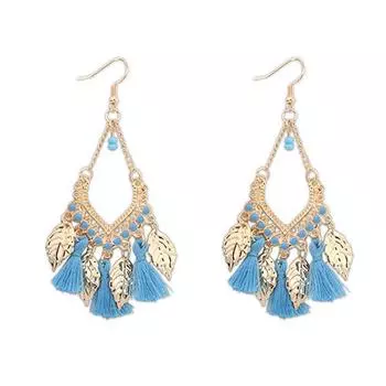 Мода, модные серьги с кисточками из шерсти сусальным золотом красный