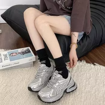 мода модные женские кроссовки для ходьбы фитнеса спортивная платформа обувь увеличивающая рост уличные дышащие женские кроссовки толстые кроссовки 35 бежевый