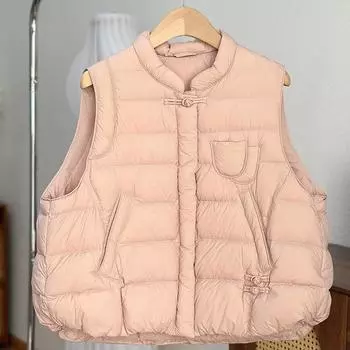 МОДА Модный ретро-жилет в национальном стиле с пряжкой, легкий пуховый жилет для женщин, универсальный, свободный и тонкий, белый жилет из утиного пуха, зимняя одежда 2024 года M красный