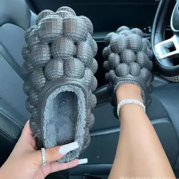 Мода Новые 2024 Женские Водонепроницаемые Хлопковые Тапочки Милые Пузыри Личи Зимние Теплые Туфли Мягкие Противоскользящие Тапочки из ЭВА Для Пар Домашние Уличные Тапочки 35-36(Fit22-22.5cm) серый