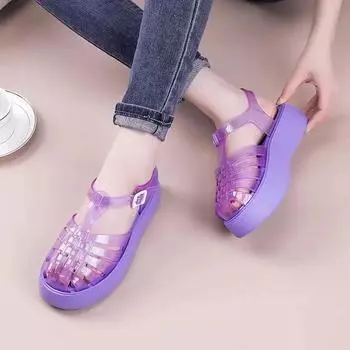 мода Новые закрытые сандалии женские летние пляжные модные однотонные туфли мягкие женские сандалии из ПВХ на толстой подошве с пряжкой из желе римские туфли 36-37 белый