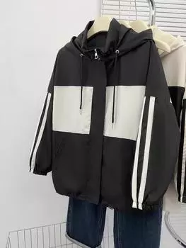 МОДА Популярная в этом году куртка для зарядки женская весна 2024 года, дизайн, чувство цвета, соответствие, большой размер, свободная бейсбольная майка с капюшоном на Одежда M белый